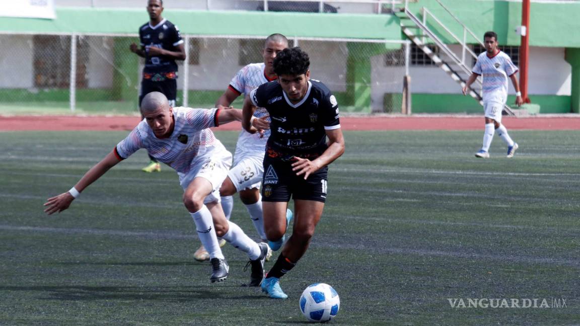 Saltillo FC visita a los Aguacateros de Uruapan