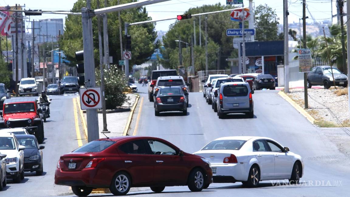 $!Los automovilistas no respetan los señalamientos viales.