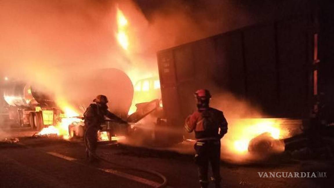 $!Los hechos se registraron a la altura del kilómetro 81 de la autopista Monterrey-Saltillo, informó Protección Civil de Nuevo León