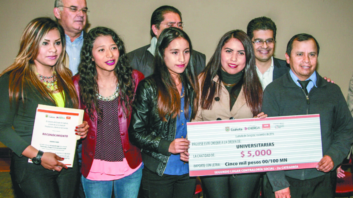 Sefir Coahuila premia a ganadores del concurso Transparencia en Corto
