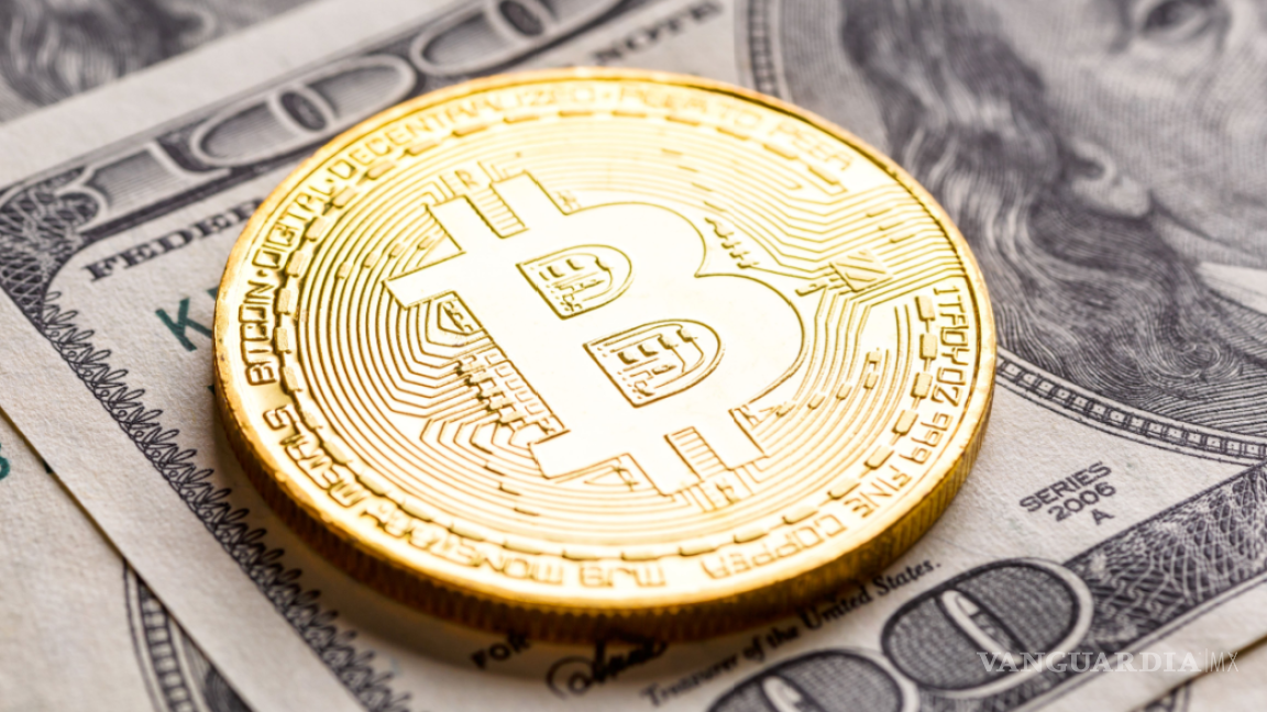 Bitcoin pierde la barrera psicológica de los 40,000 dólares tras caída de 9% en enero