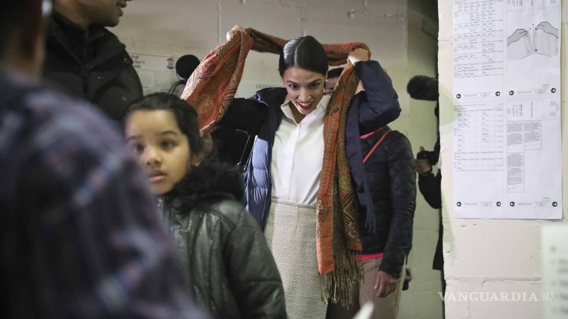 $!Alexandria Ocasio, elegida para el Congreso en EU, aún no puede pagar un apartamento en DC