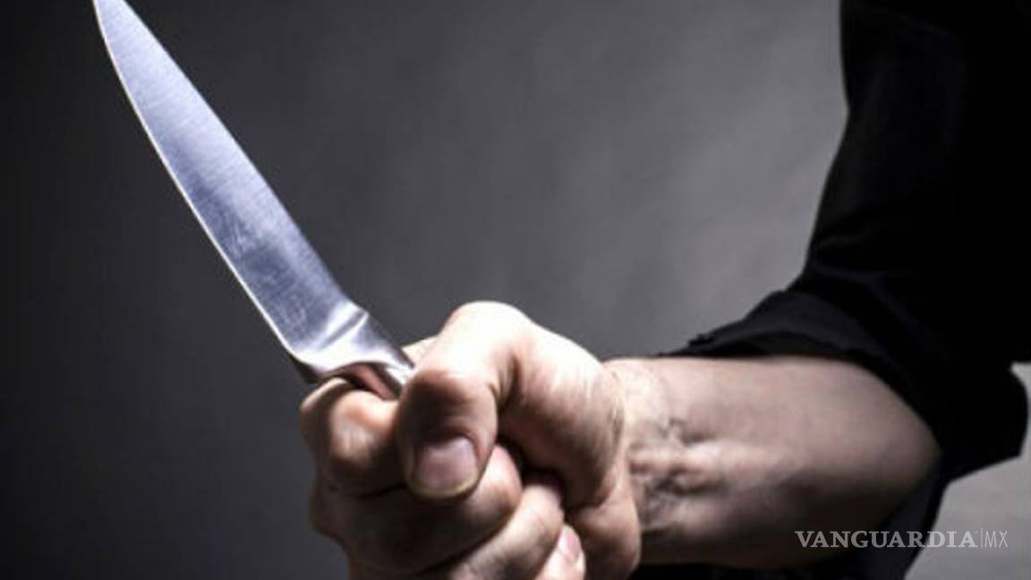 Asesinan a cuchilladas a estilista en Matamoros, Coahuila