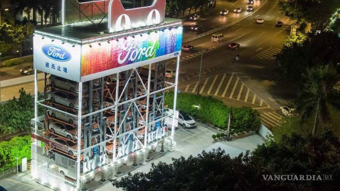 Ford y Alibaba crean gigantesca máquina expendedora de autos en China