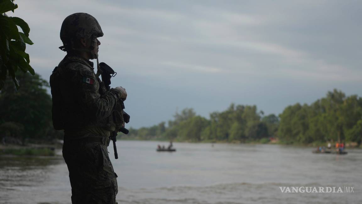 $!México endurece el control migratorio en su frontera sur con la Guardia Nacional (fotogalería)