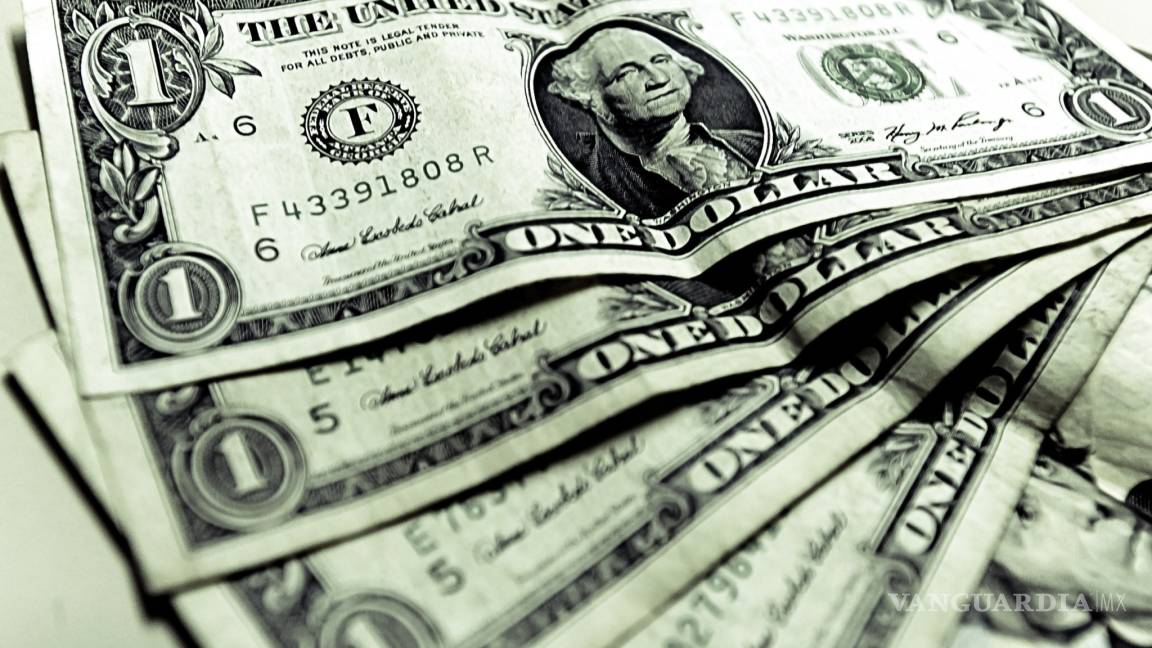 Eliminaría Cuba impuesto al dólar