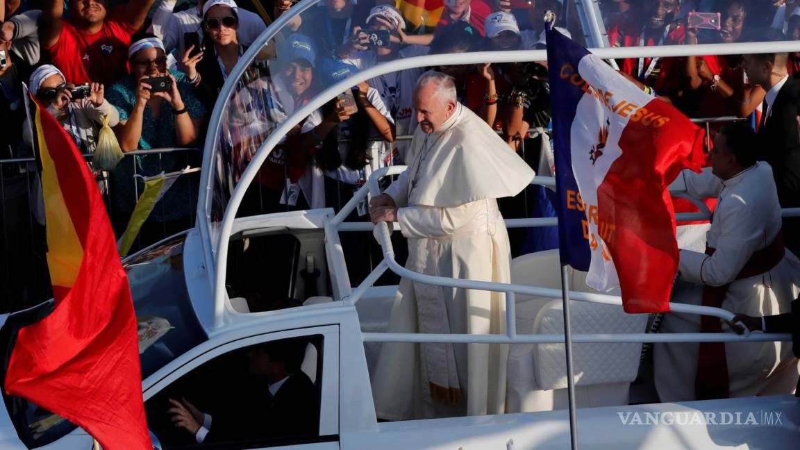 Papa Francisco dice a los jóvenes que no son el futuro sino el ahora