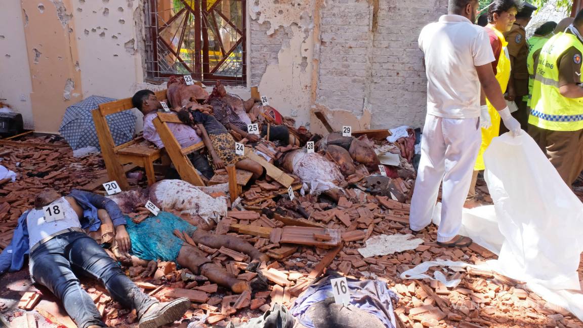 $!Sri Lanka de nuevo bajo ataque, la iglesia católica suspende servicios religiosos y la policía busca 140 personas sospechosas