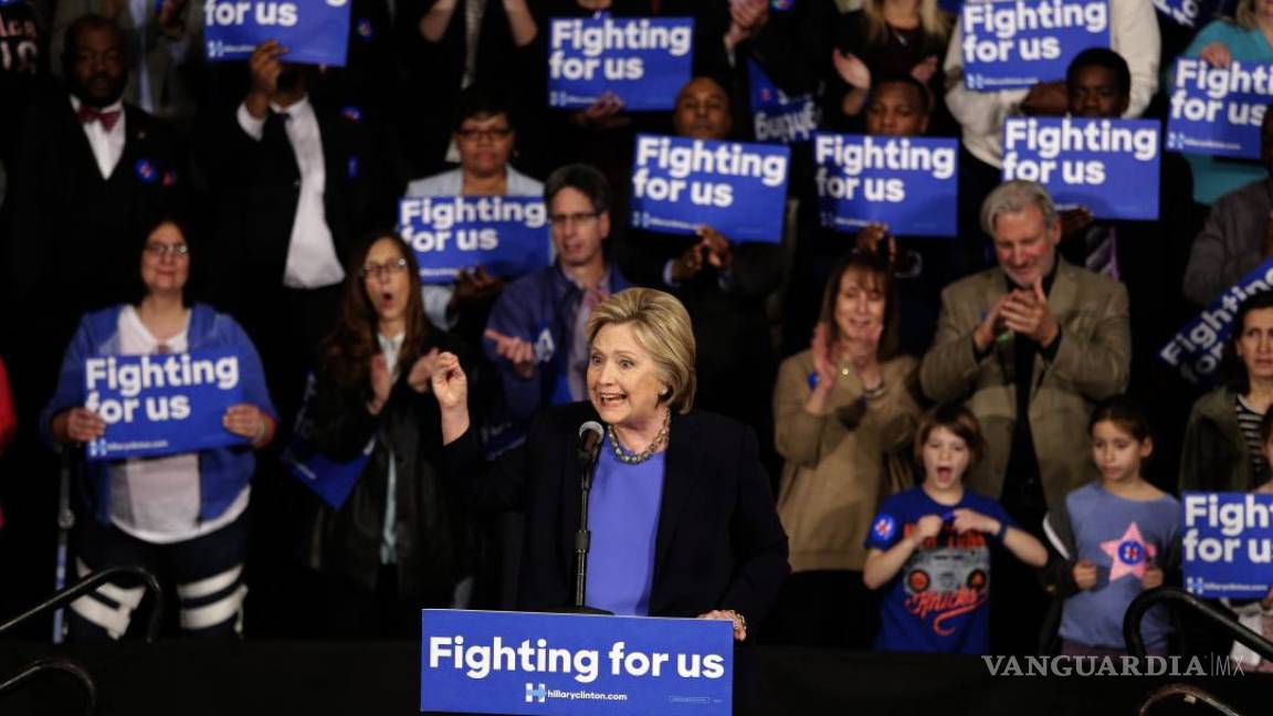 Clinton hace campaña en Nueva York