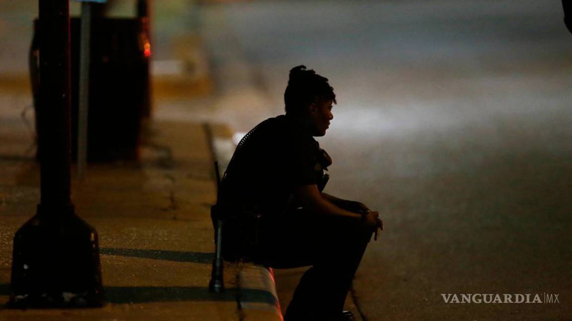 $!Vive Dallas una noche trágica