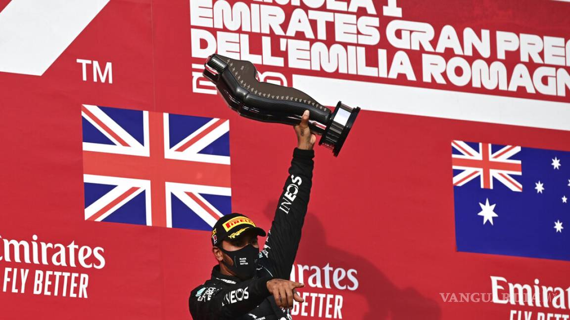 Hamilton se impone en Imola y Mercedes consigue el Mundial de Constructores