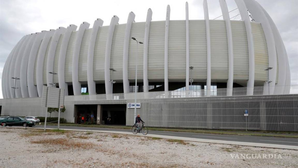 Ante la falta de camas para enfermos de COVID-19 Croacia adapta grandes centros deportivos