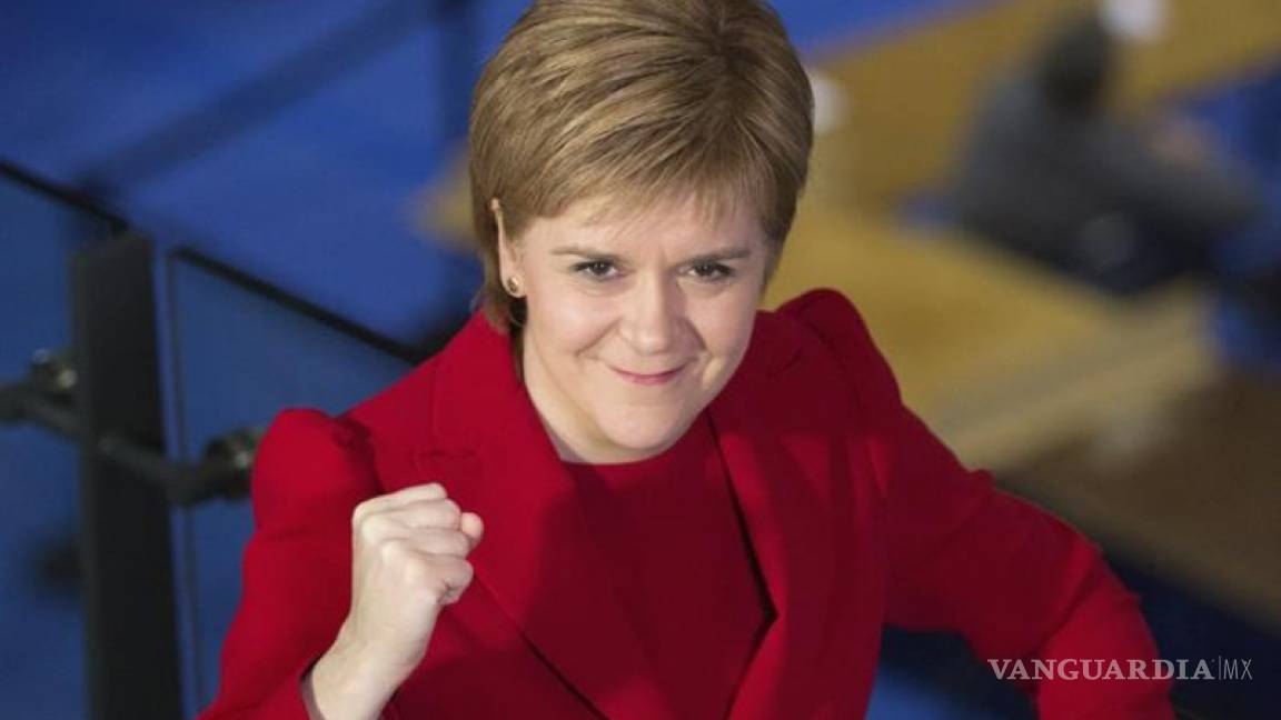 Sturgeon va por un nuevo referéndum sobre independencia de Escocia