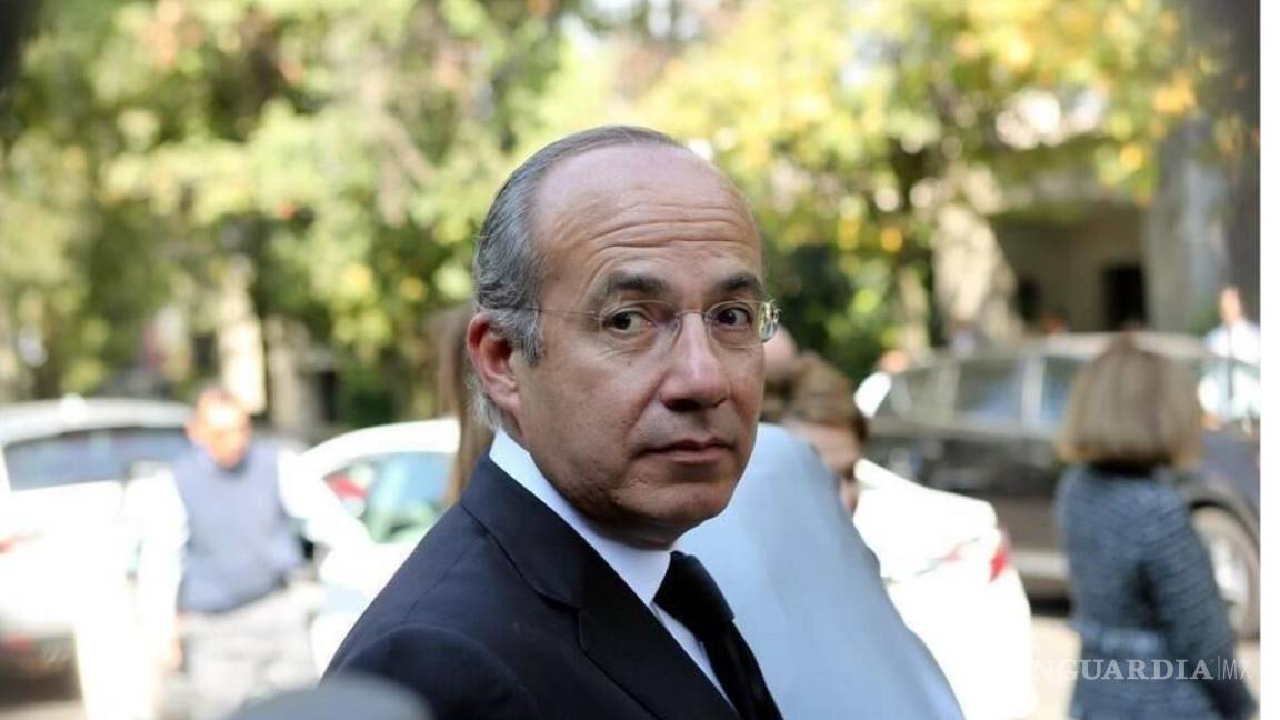 Cuestiona Felipe Calderón promesas de AMLO sobre sistema de salud