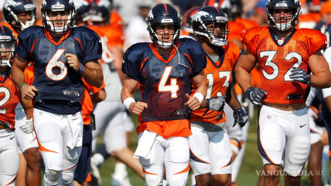 $!Arrestan a QB de los Broncos de Denver por 'meterse' a una casa