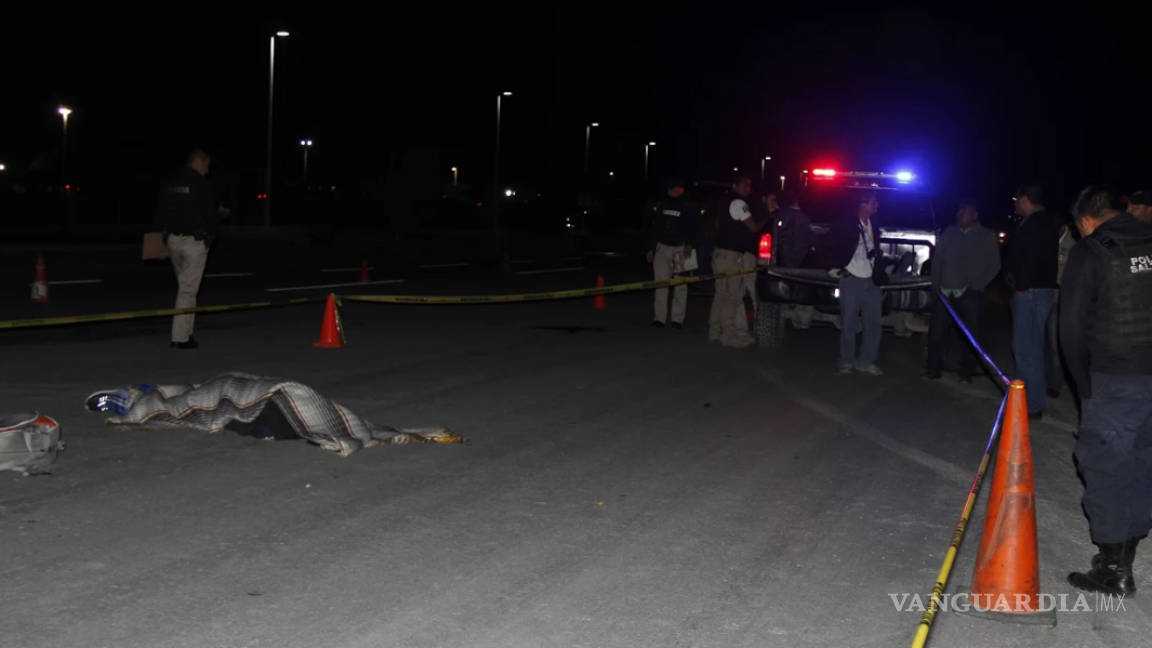 Hombre muere atropellado en Derramadero, Coahuila