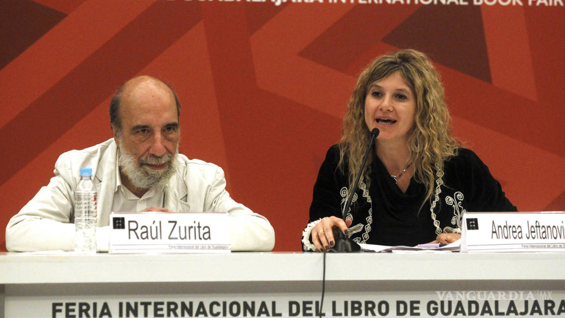 Rulfo, escritor que más ha influenciado literatura chilena: Raúl Zurita