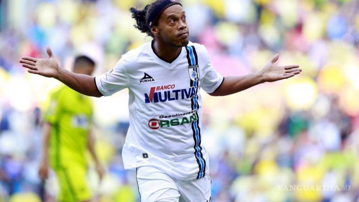 Ronaldinho es detenido en Paraguay