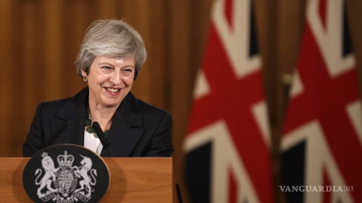 Gabinete se une en torno a la primera ministra, Theresa May, ante el “brexit”