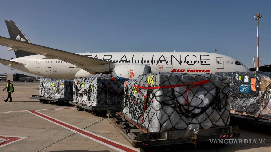 $!La capital comercial de Emiratos Árabes Unidos desde hace tiempo atrae negocios y expatriados al presentarse como un refugio seguro en una región volátil.