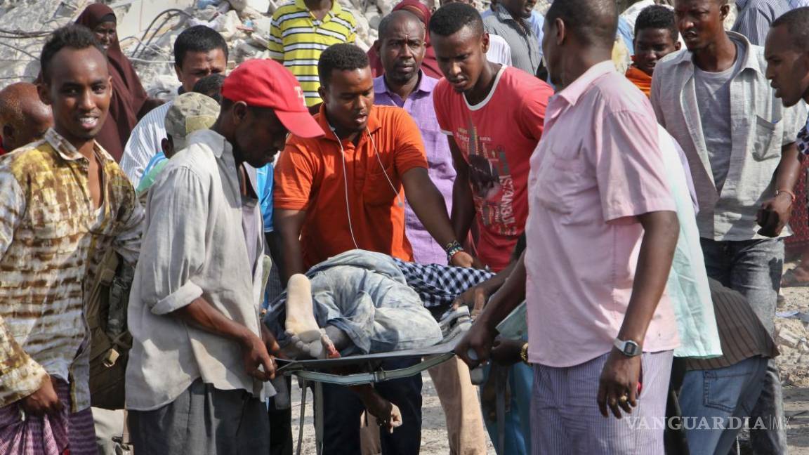 $!Más de 276 muertos en atentado con camión bomba en Somalia