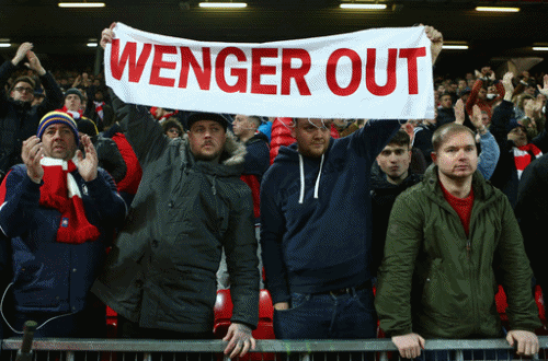 $!Veinte años después, Wenger consume su crédito en el Arsenal