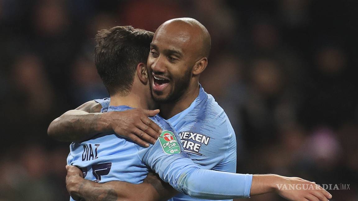 $!La buena, el City gana con cuadro 'B' en la Copa; la mala... ¡Kevin de Bruyne sale lesionado!