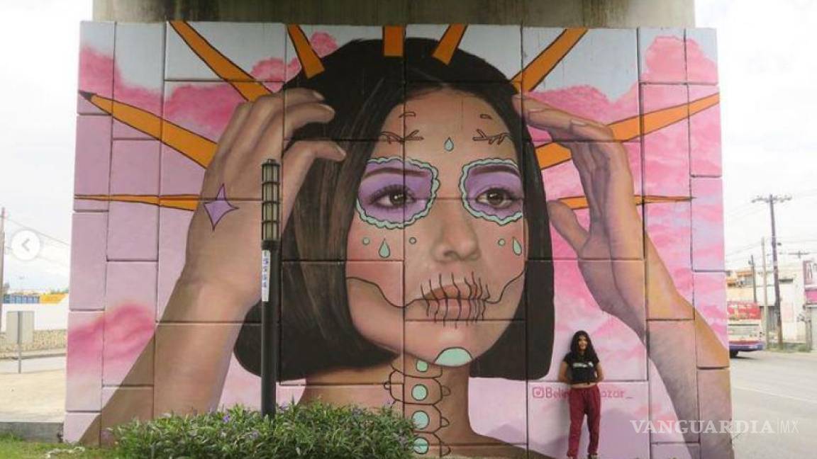 Ella es Belinda, la joven artista que plasmó mural de Ángela Aguilar en Nuevo León