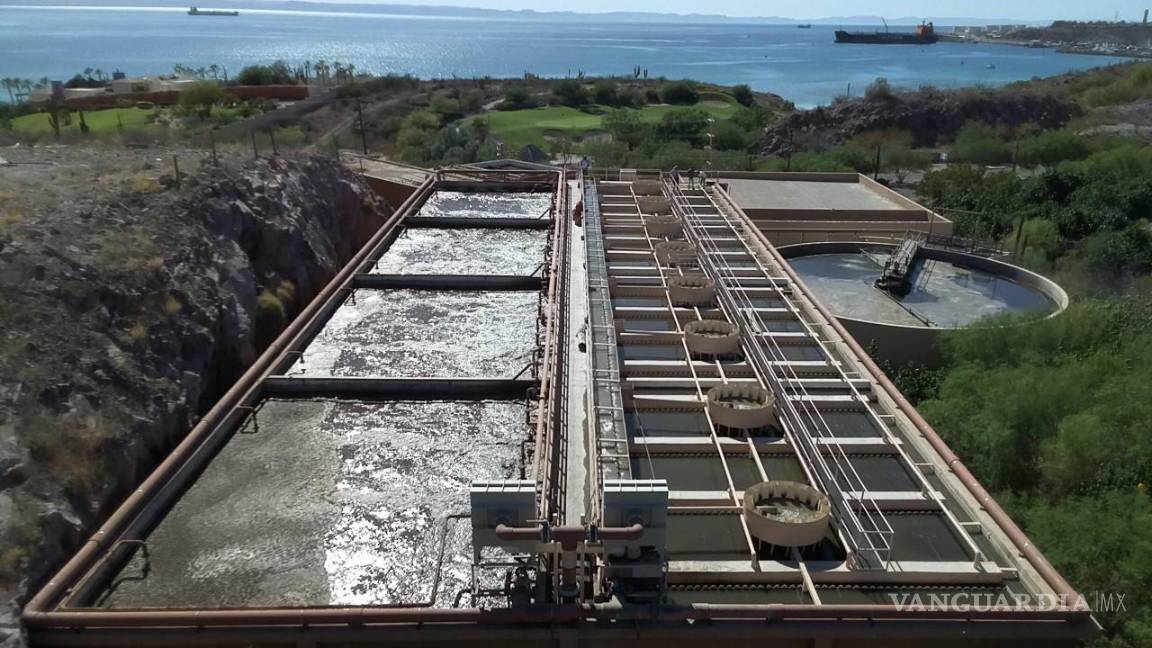 $!La gran industria cuenta con plantas de tratamiento para reutilizar el agua en sus procesos.