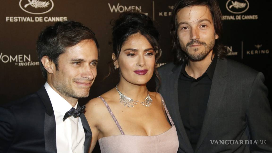 Salma, Diego y Gael celebran a la mujer en Cannes