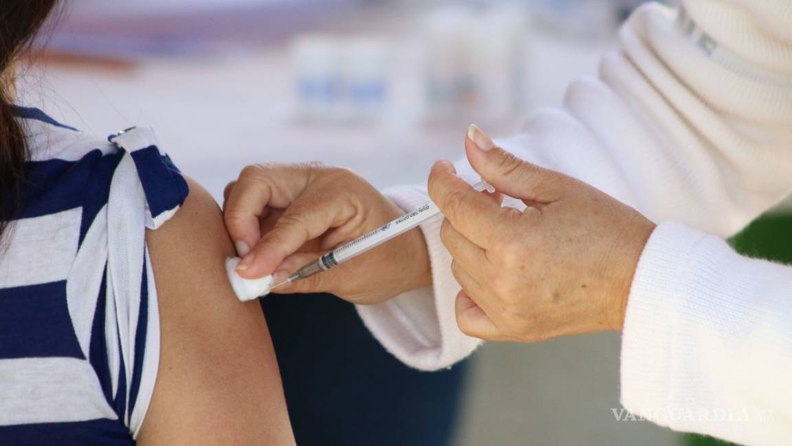 Sin problemas los 100 vacunados en ensayo contra COVID-19 en Saltillo