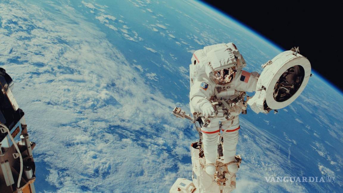 Cómo cambia el cuerpo de un astronauta tras un año en órbita