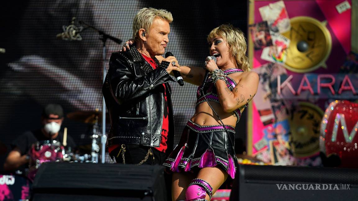 Miley Cyrus rockea con Billy Idol y Joan Jett en el concierto previo al Super Bowl LV