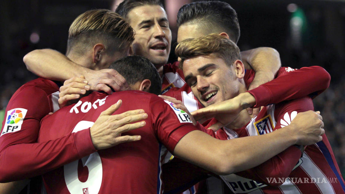 Atlético gana y desplaza al Real Madrid del subliderato