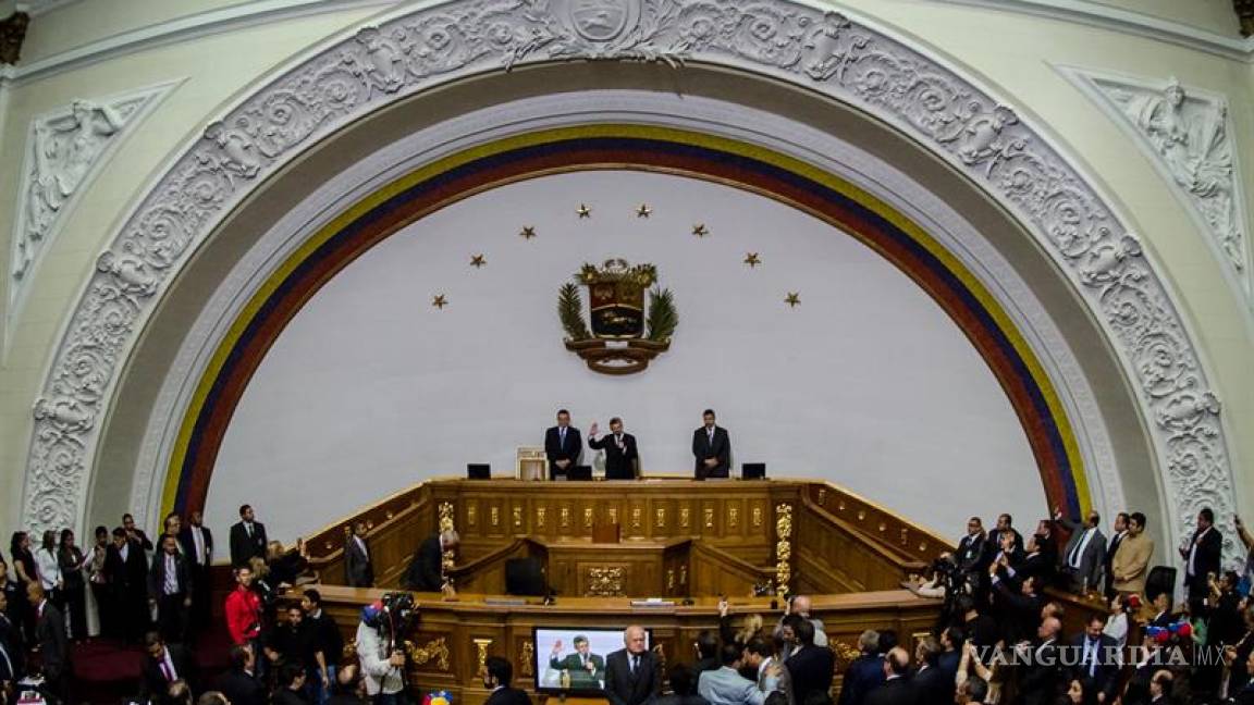 Aprueba Asamblea de Venezuela primera discusión de Ley de Amnistía