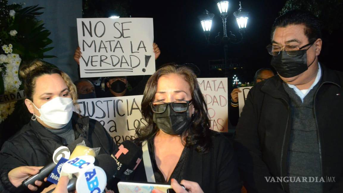 Protestan periodistas de Nuevo León por asesinato de colegas