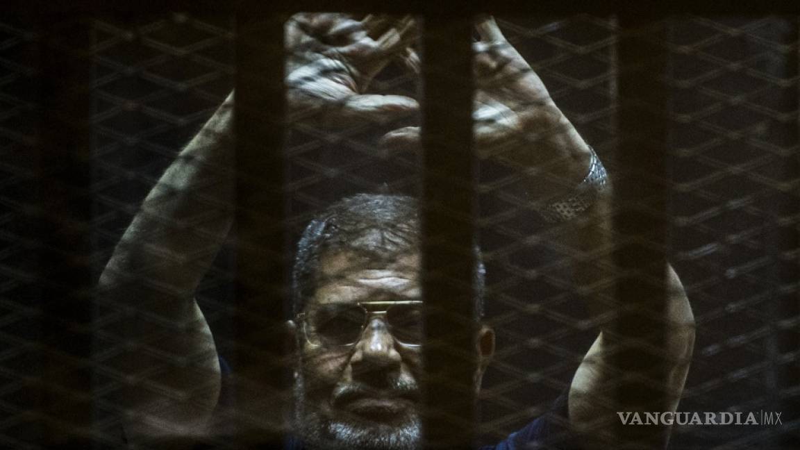 Tribunal anula condena a muerte de ex presidente egipcio Mursi