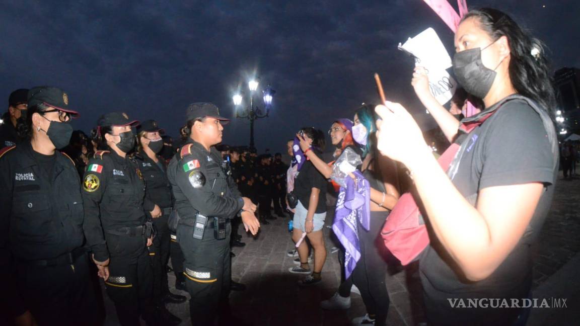 Nuevo León: indignadas por desapariciones y feminicidios, mujeres salen a las calles