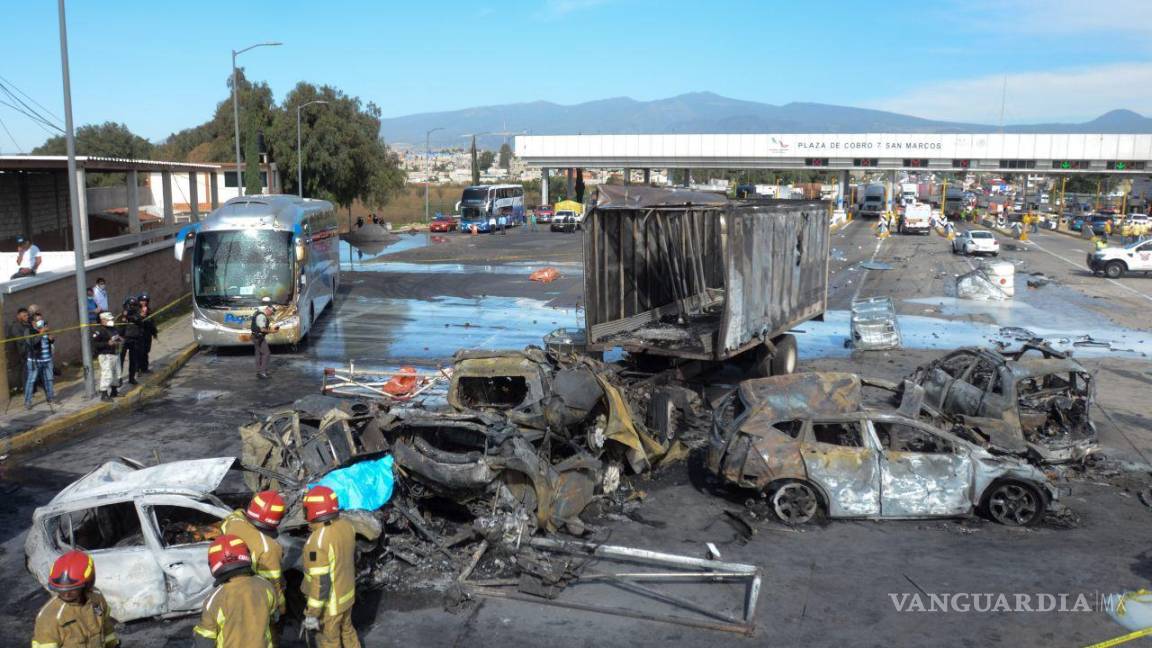 Aumenta cifra de muertos a 19 por accidente carretero en la México-Puebla