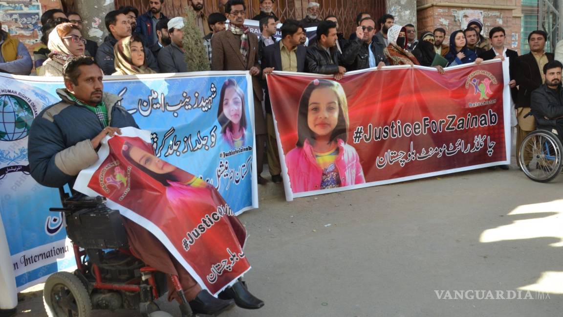 Miles protestan en Pakistán tras violación y asesinato de niña 8 años