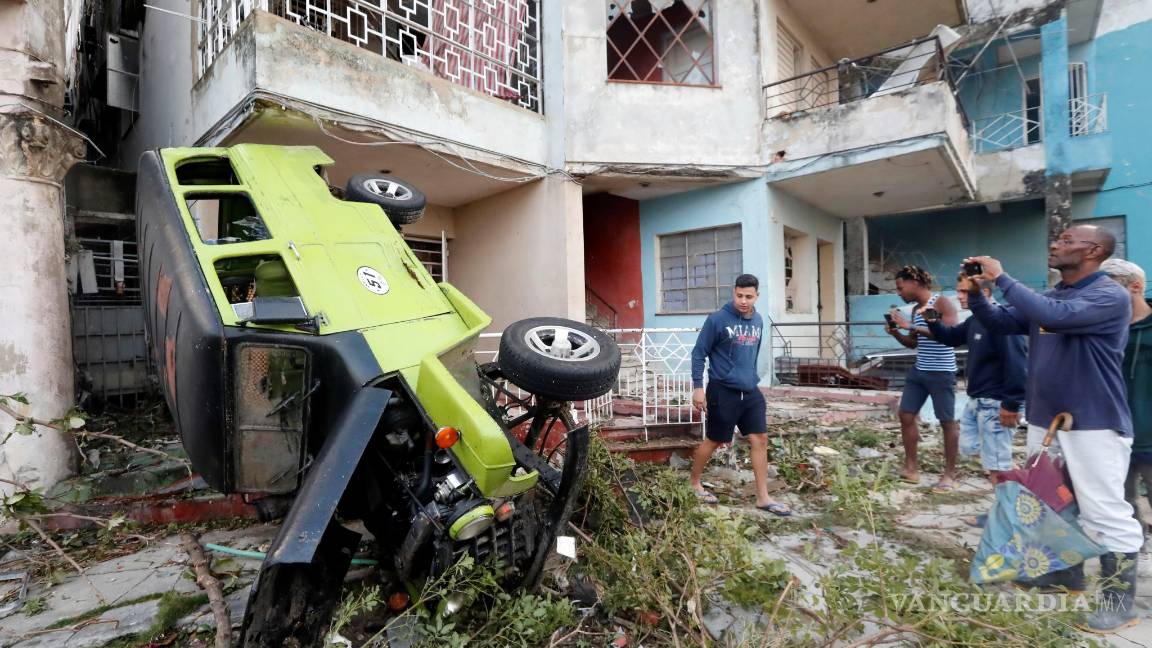 $!La Habana es golpeada con fuerza por un devastador tornado (fotogalería)