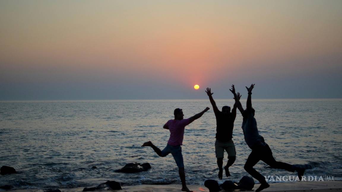 $!La conexión con otras personas es fundamental para la felicidad.