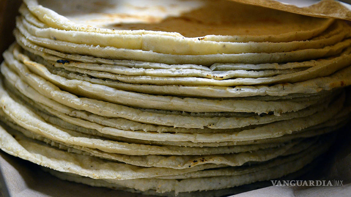 Kilo de tortilla alcanza hasta los 24 pesos: Profeco