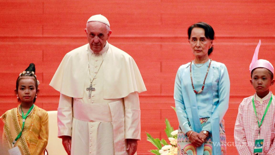 Pide el papa Francisco respeto a los derechos humanos en Myanmar