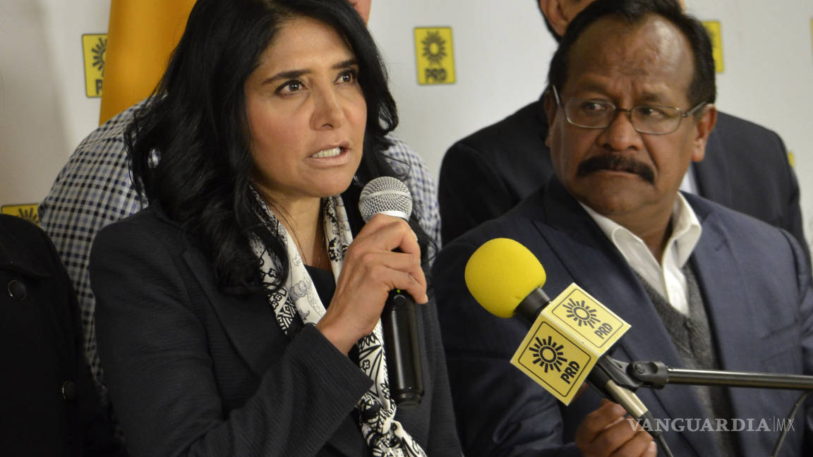 'Serénese', pide Alejandra Barrales a militantes del PRD