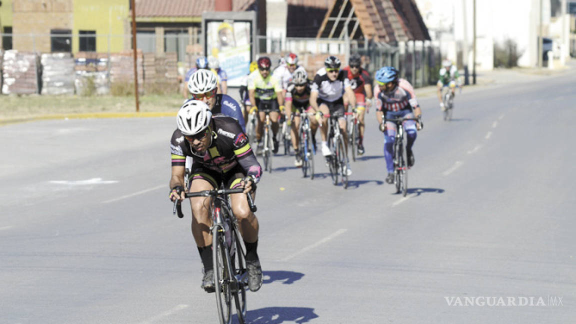 Lebreles dominaron la Velo Cup 2016