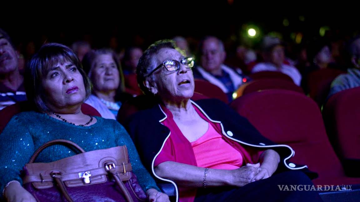 $!Celebran 40 años de ponerle ritmo al amor