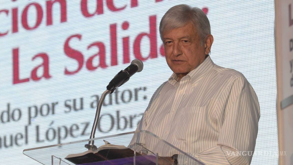 Presenta AMLO libro en Saltillo; cuestiona regreso de Humberto Moreira a la política