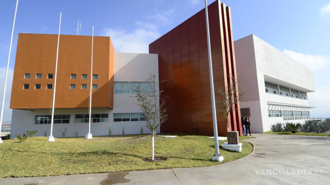 Universidad Politécnica de Ramos Arizpe, con sobrecupo de 500 estudiantes; hacen falta 25 mdp para otro edificio