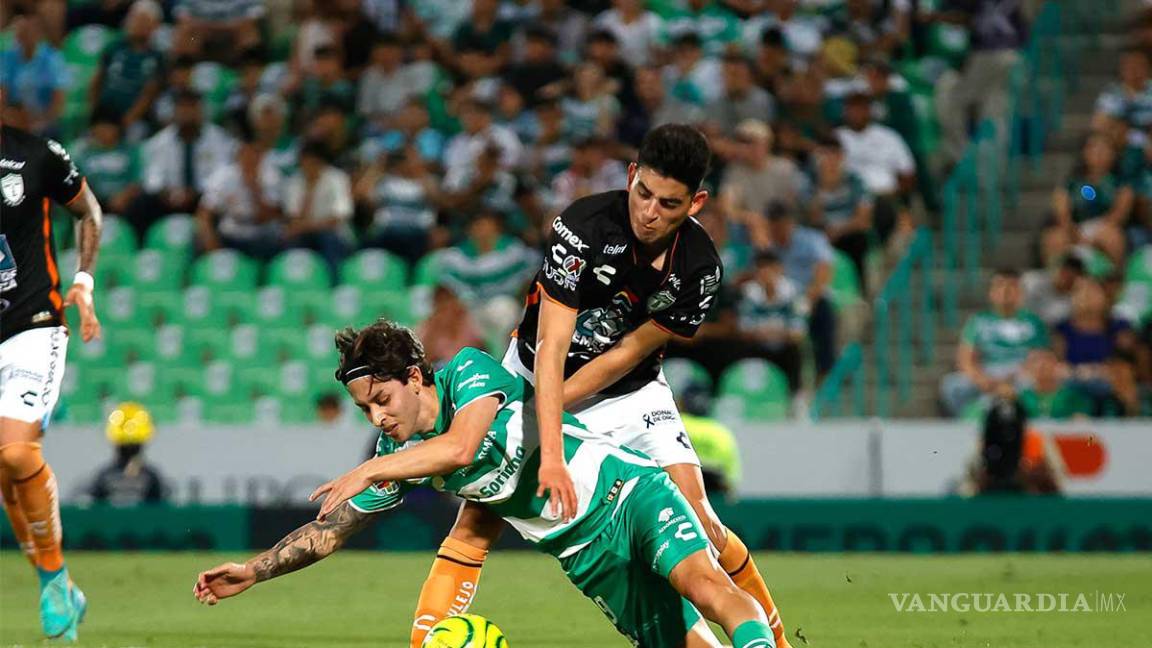 Pachuca y Santos Laguna se enfrentan en busca de su primera victoria en el Clausura 2025